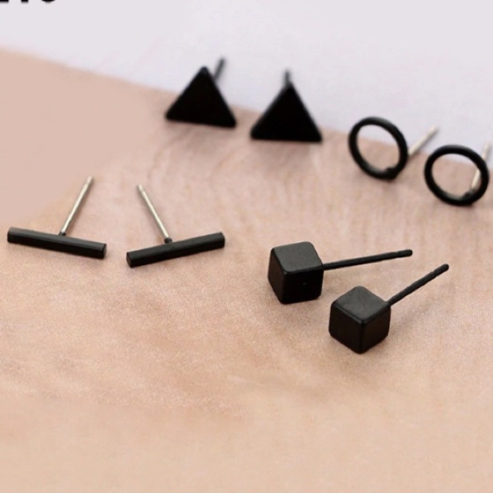 NEW!💙💎BUNDLE 4 PAIRS🖤BLACK🖤GEOMETRIC STUDS💎💙 - Picture 4 of 8